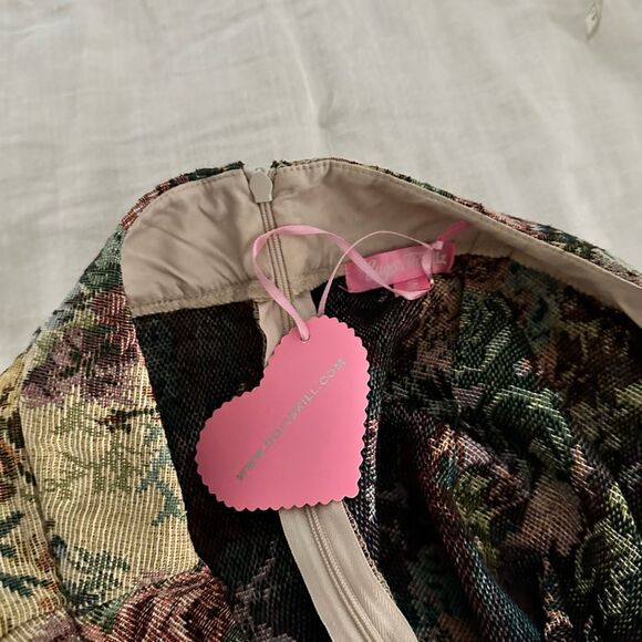 Dolls Kill Sugar Thrillz Women’s Small Two Piece Floral Crop Top and Skirt Set - Picture 2 of 10